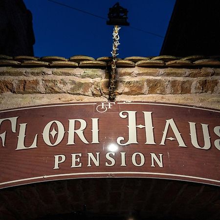 Flori Haus Saschiz Hotel Eksteriør billede