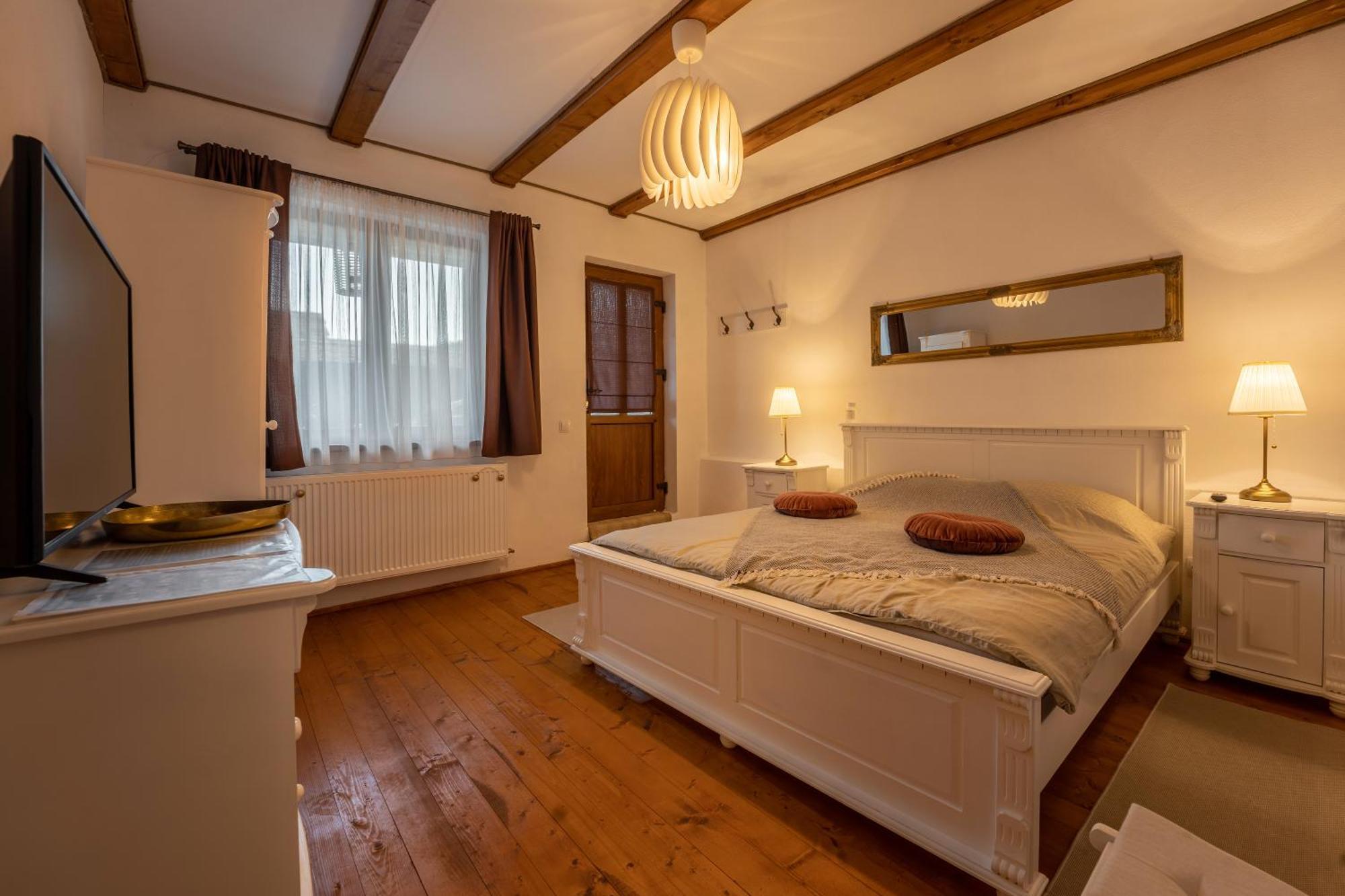 Flori Haus Saschiz Hotel Eksteriør billede